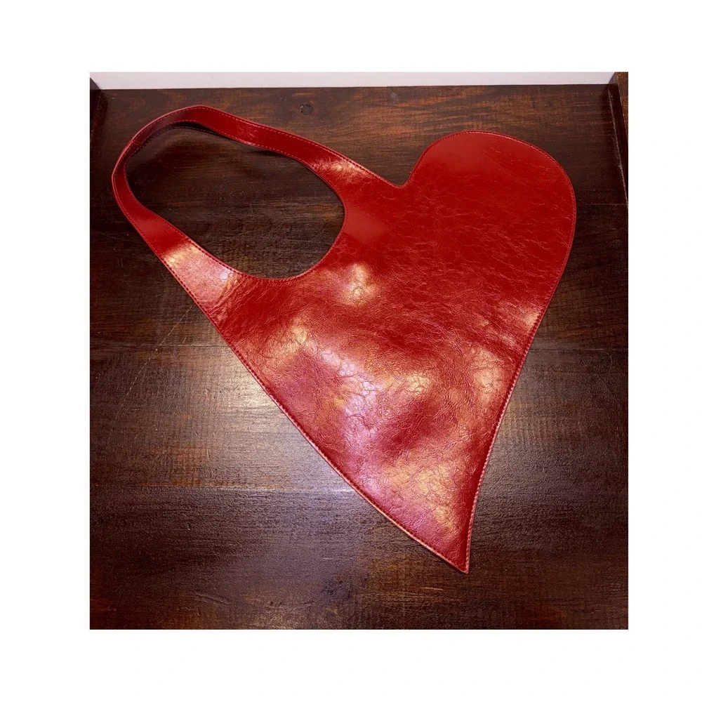 Red Heart Shaped Shoulder Bag Crinkled Faux Leather Asymmetrical Tote Y2K Style